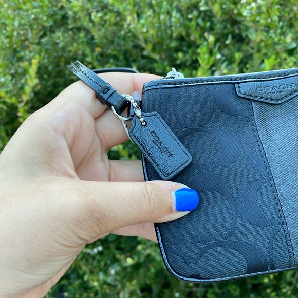 Black Coach Wristlet - Picture 4 of 7